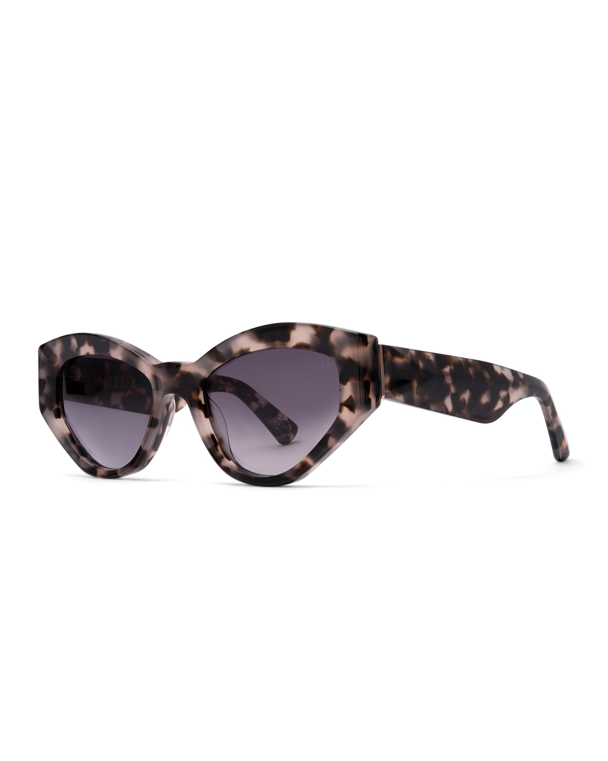 Bayonne | Chocolate Tortoise | angle