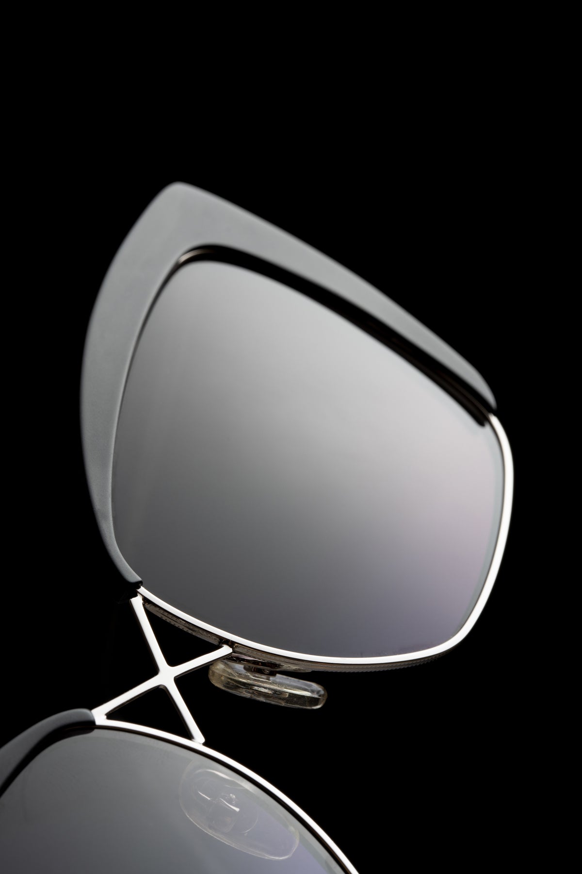 Biarritz | Matt Black | detail