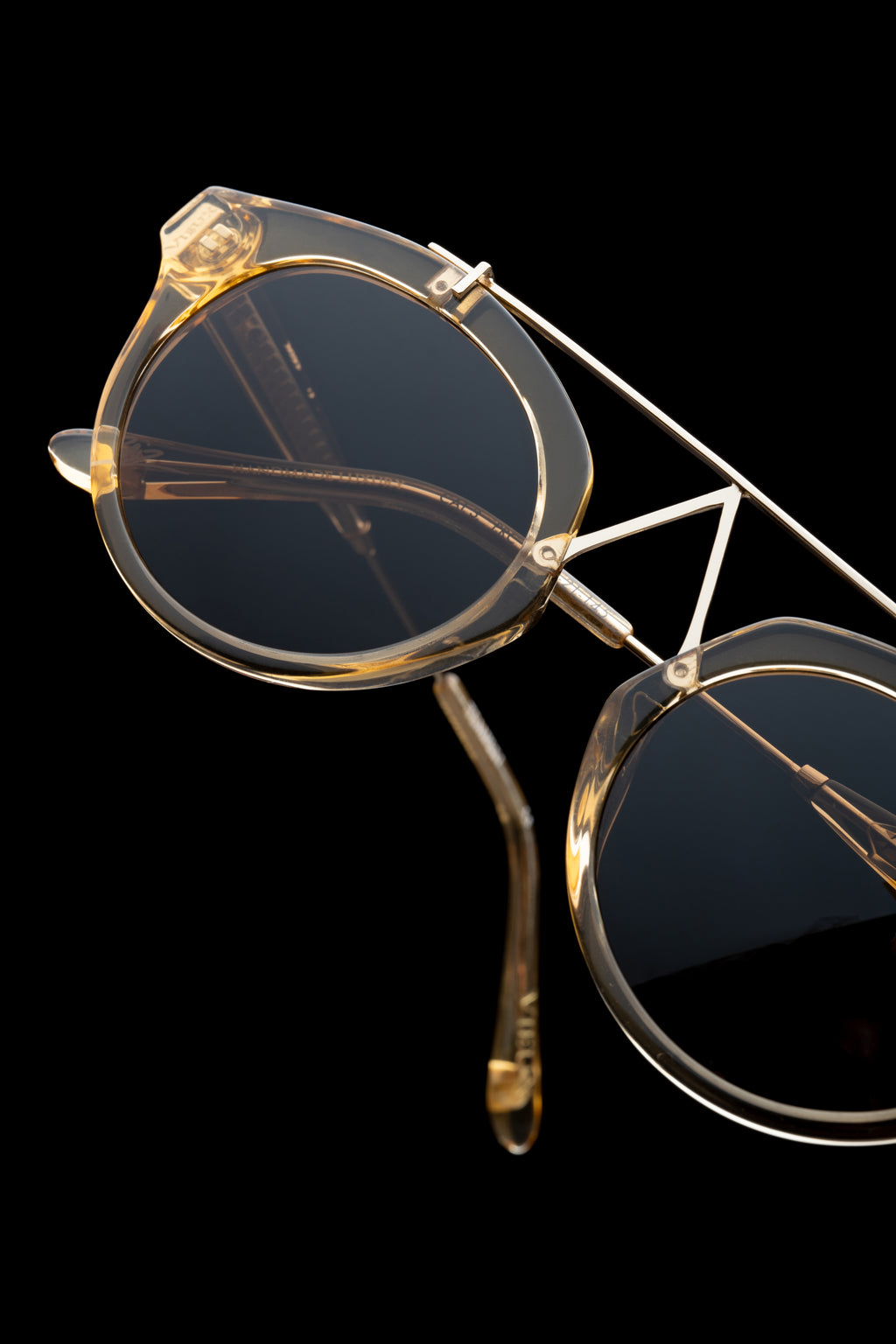 Tempest | Champagne | detail